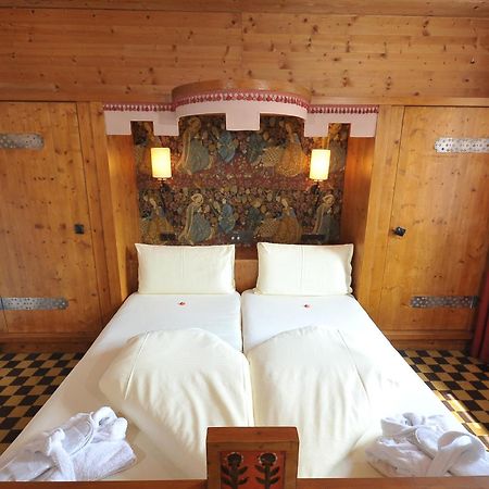 Family Hotel Schloss Rosenegg Fieberbrunn Bagian luar foto